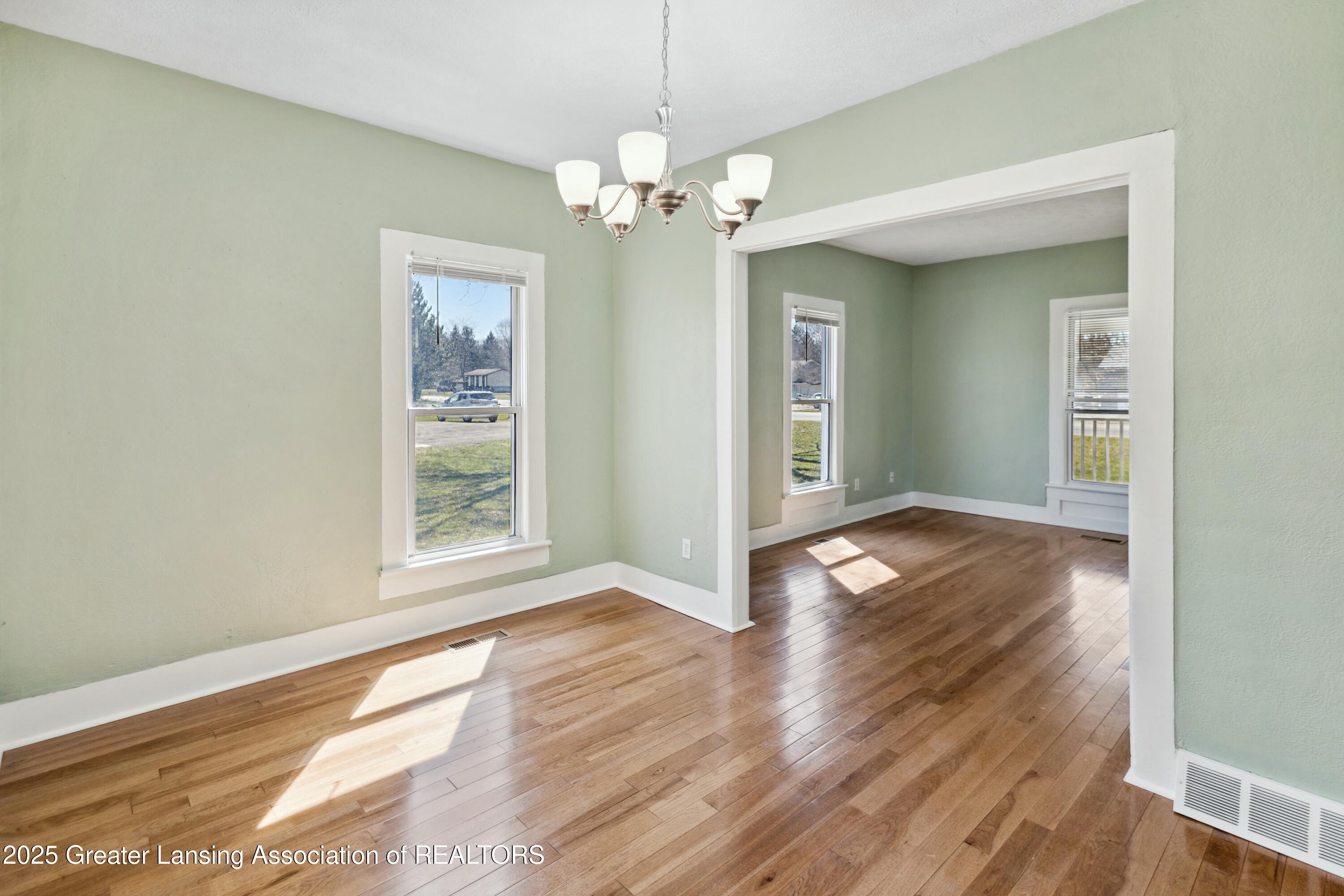 11049 Upton Road Bath, MI 48808 - Photo 7 of 57 tempImageIRQ6LQ