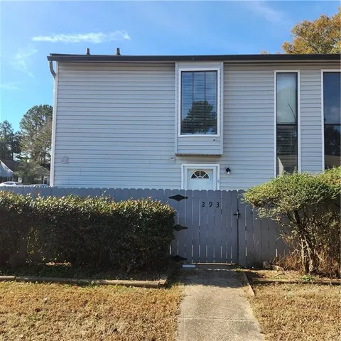 $1,350 | 293 Country Club Drive, Jonesboro, GA 30238