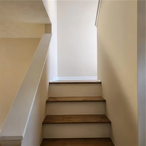 $1,350 | 293 Country Club Drive, Jonesboro, GA 30238