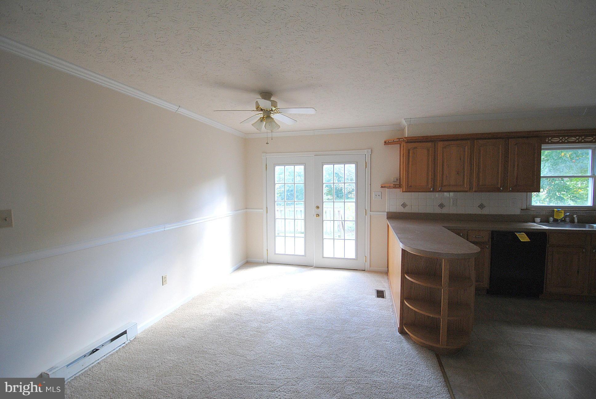 114 Pond Road Gore, VA 22637 - Photo 5 of 15 Dining Room