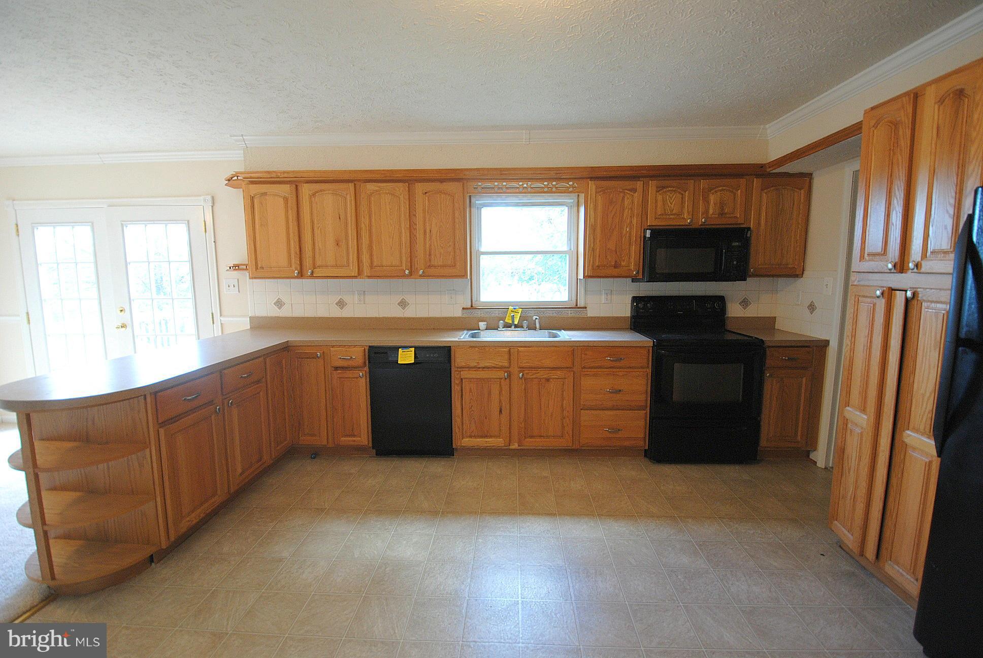 114 Pond Road Gore, VA 22637 - Photo 8 of 15 Kitchen