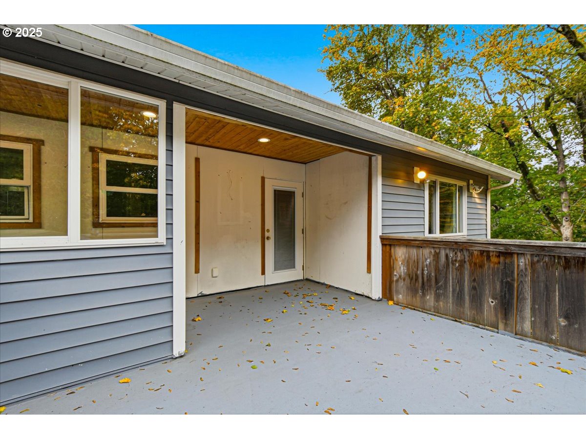 1820 Southwest Heiney Road Gresham, OR 97080 - Photo 27 of 48 a view of outdoor space and yard