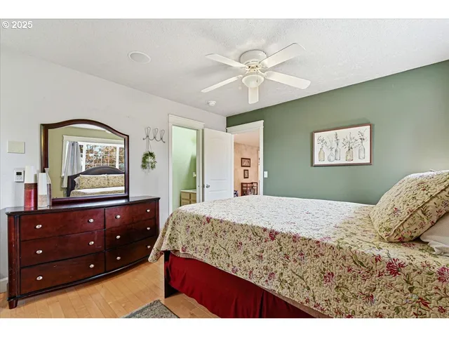 $825,000 | 1820 Southwest Heiney Road, Gresham, OR 97080