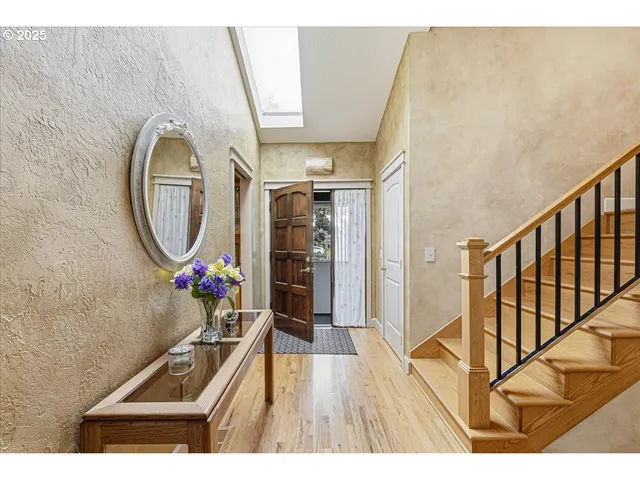 $825,000 | 1820 Southwest Heiney Road, Gresham, OR 97080