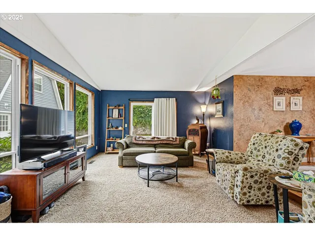 $825,000 | 1820 Southwest Heiney Road, Gresham, OR 97080