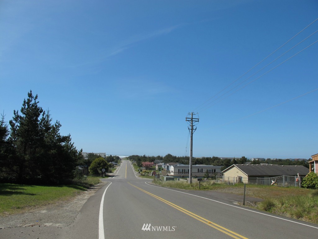 1005 Oysterville Road Ocean Park, WA 98640 - Photo 5 of 5 Gallery Image 5