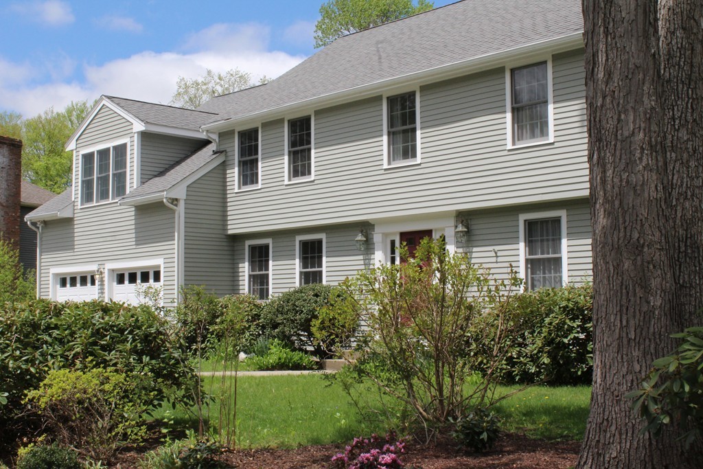 48 Longfellow Road Shrewsbury, MA 01545 - Photo 2 of 30 Gallery Image 2