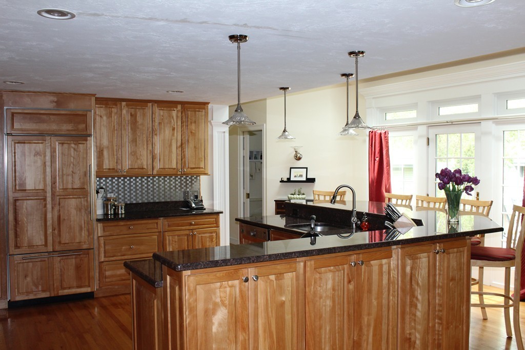 48 Longfellow Road Shrewsbury, MA 01545 - Photo 10 of 30 Gallery Image 10