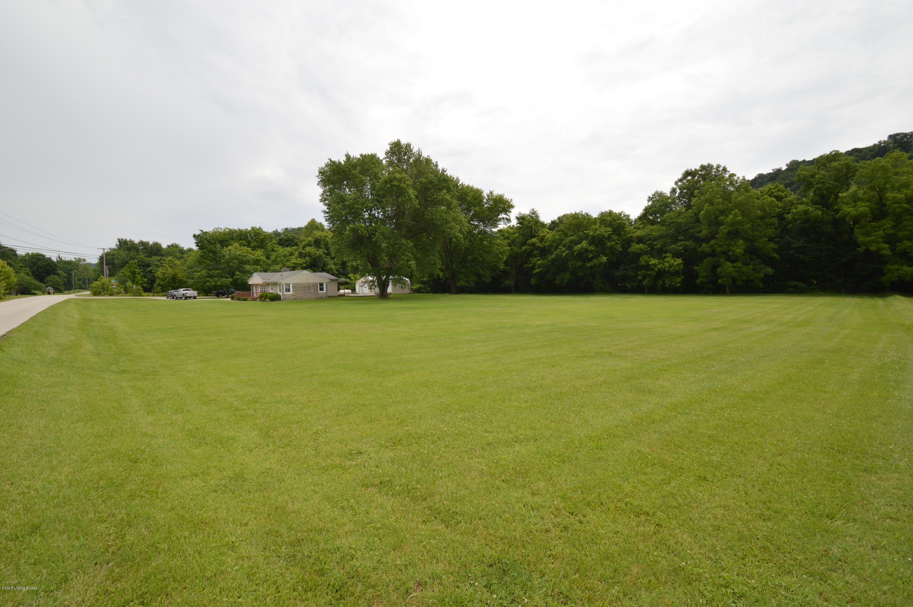 4300 Blevins Gap Road Louisville, KY 40272 - Photo 8 of 42 DSC_7471
