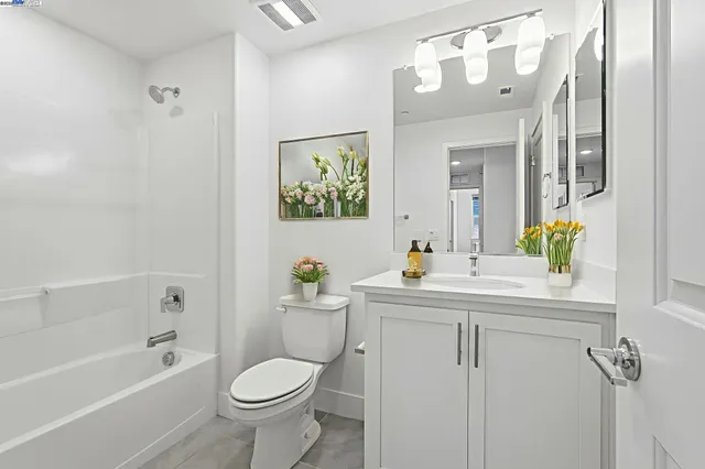 $711,000 | 498 Trace Lane, Hayward, CA 94544