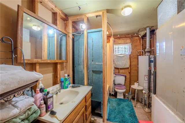 $60,000 | 634 North Oak Street, Iola, KS 66749