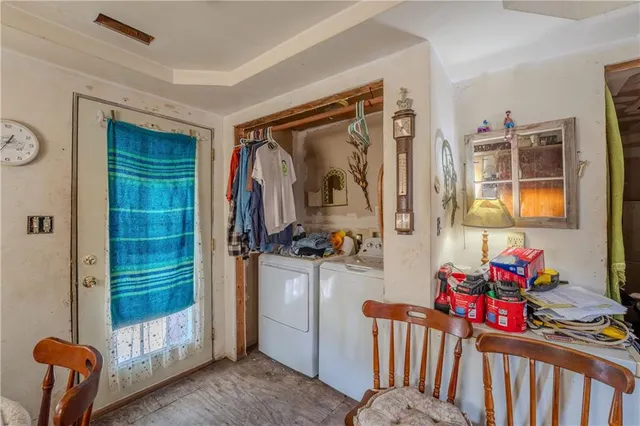 $60,000 | 634 North Oak Street, Iola, KS 66749