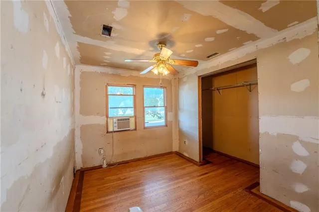 $60,000 | 634 North Oak Street, Iola, KS 66749