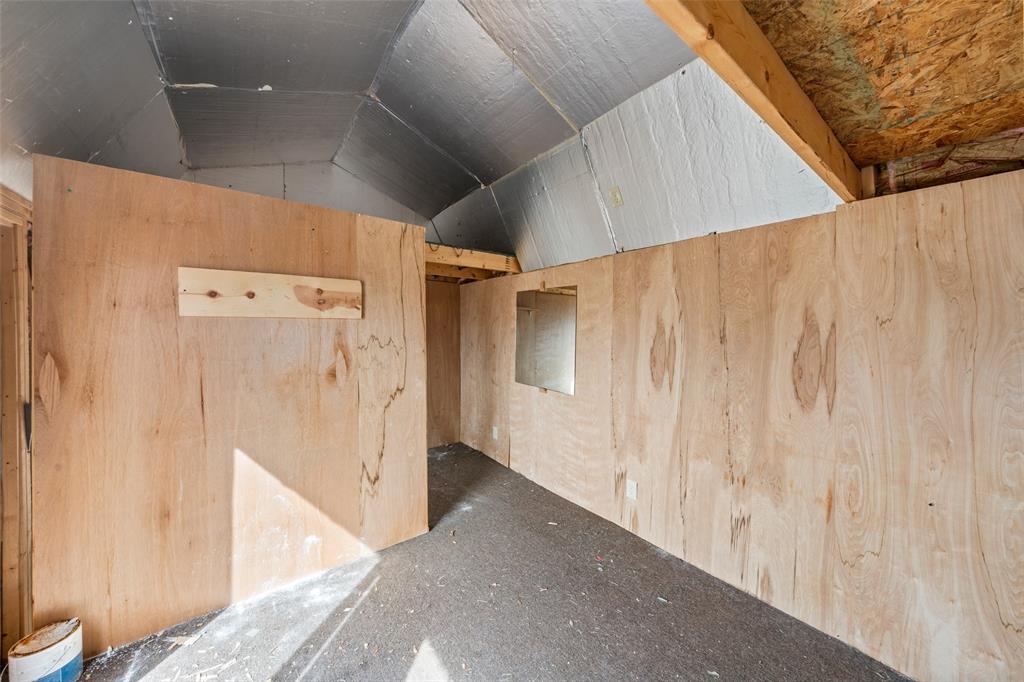 1312 Crow Drive Waco, TX 76705 - Photo 19 of 22 a view of a hallway