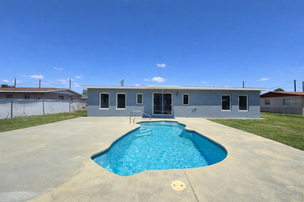 2403 Cleveland Road Sebring, FL 33870 - Photo 14 of 15