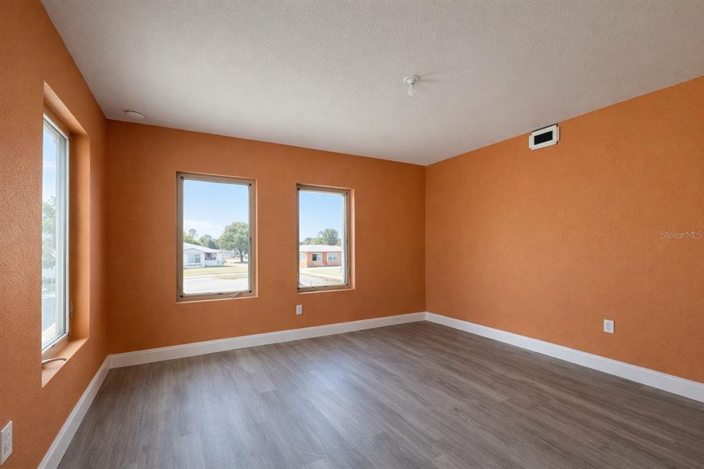 2403 Cleveland Road Sebring, FL 33870 - Photo 8 of 15