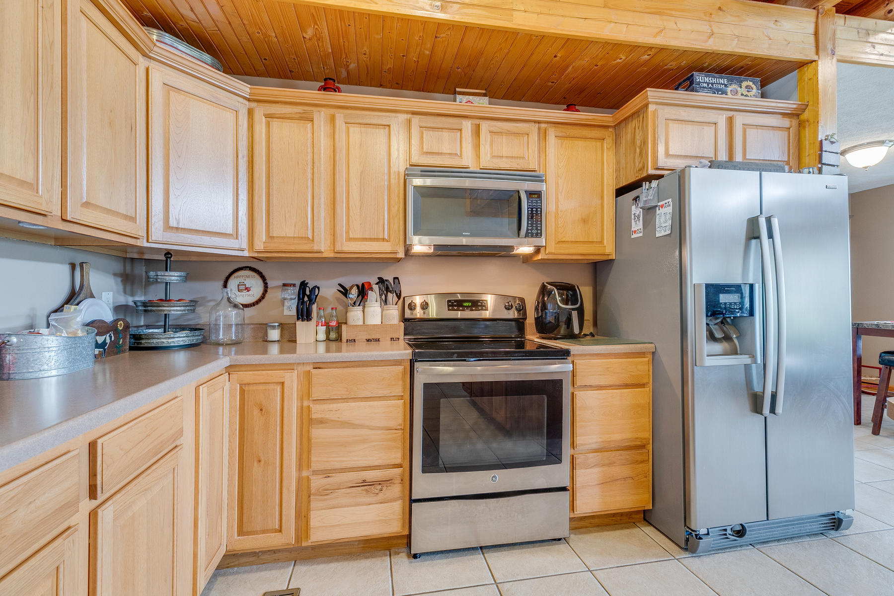 409 Packing House Road Kingsport, TN 37660 - Photo 13 of 58 013