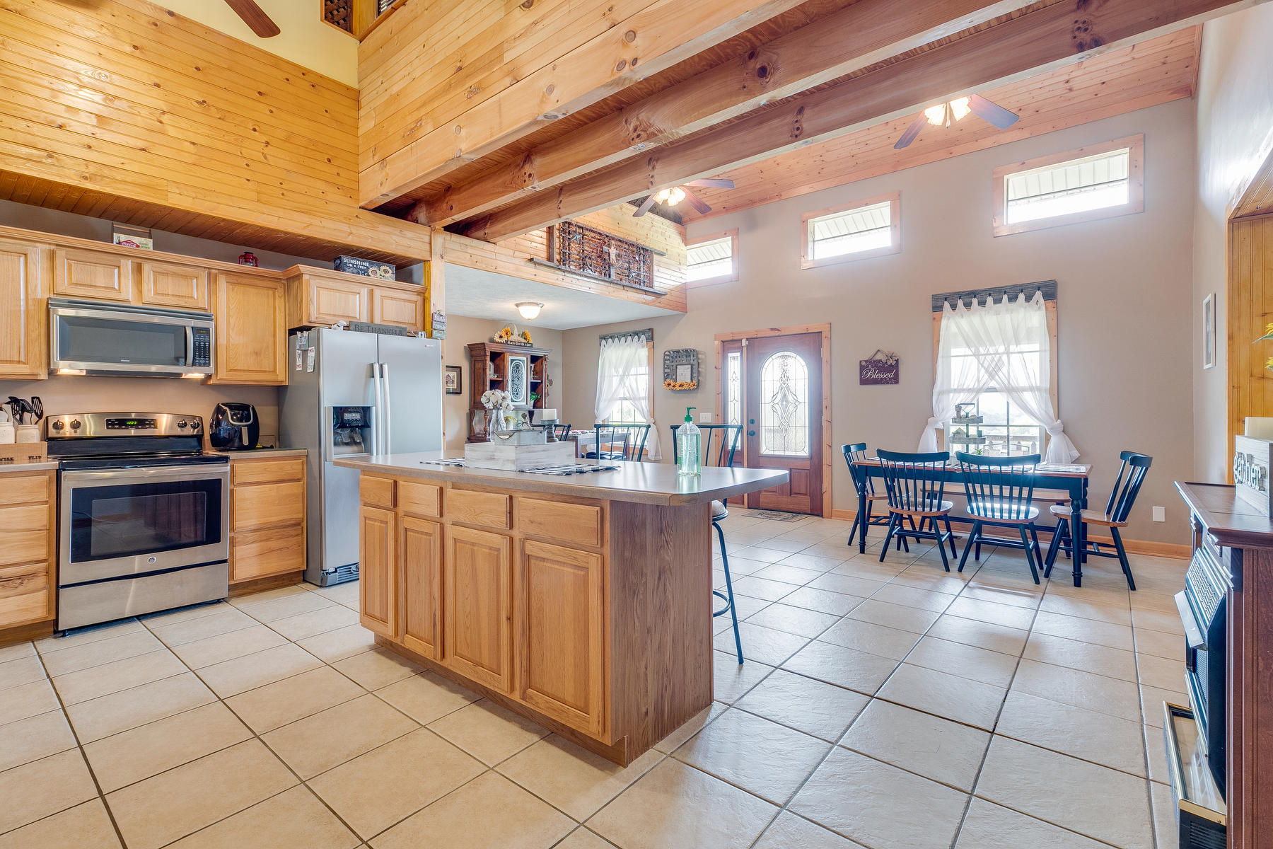 409 Packing House Road Kingsport, TN 37660 - Photo 14 of 58 014