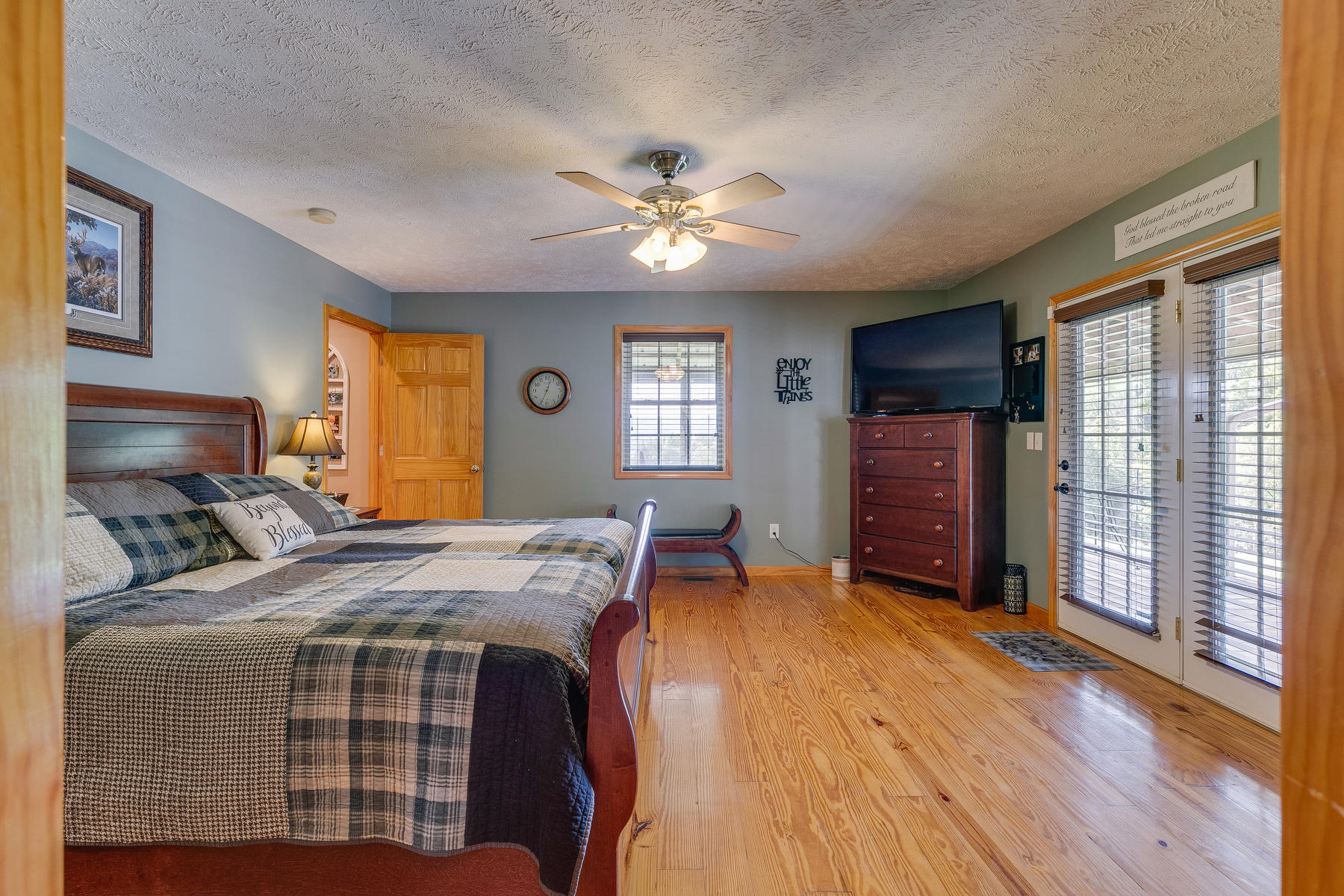 409 Packing House Road Kingsport, TN 37660 - Photo 29 of 58 029