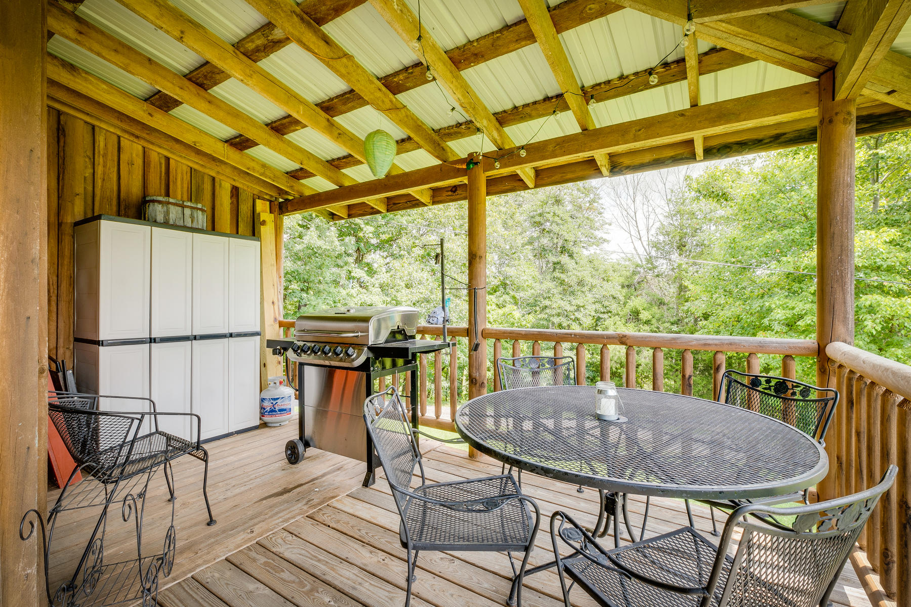 409 Packing House Road Kingsport, TN 37660 - Photo 8 of 58 008