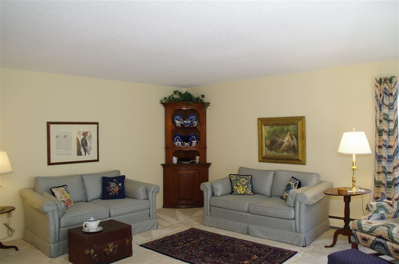13 Mill Road, Unit 11 Durham, NH 03824 - Photo 3 of 29 Gallery Image 3