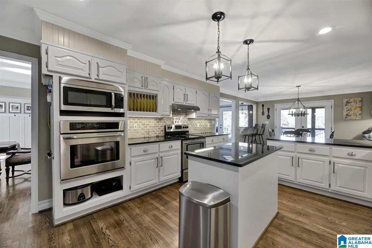 355 Cherokee Road Cropwell, AL 35054 - Photo 6 of 30
