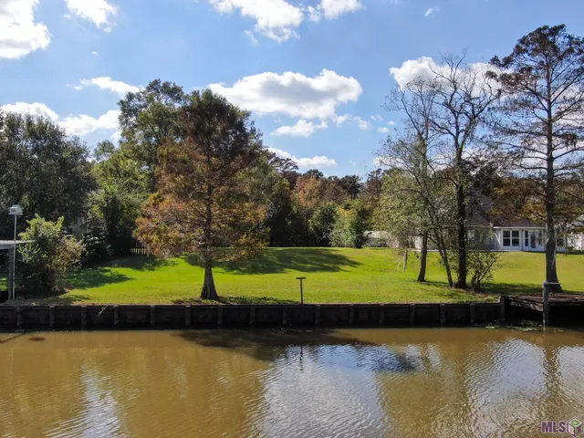 $169,000 | 13322 Bayou Terrace Drive, St. Amant, LA 70774