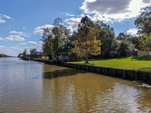 $169,000 | 13322 Bayou Terrace Drive, St. Amant, LA 70774