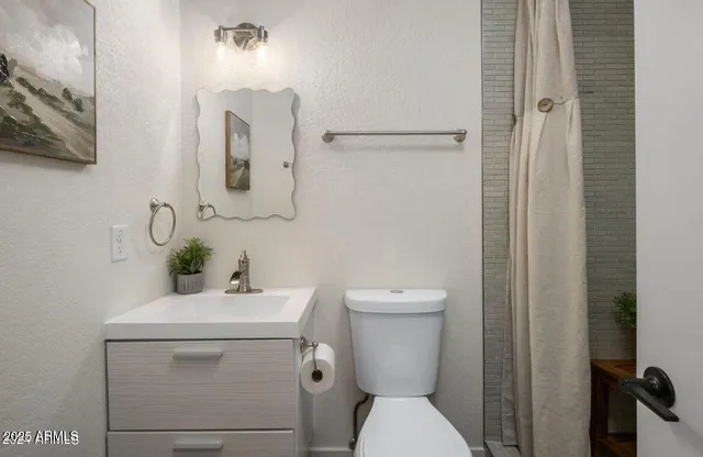 $7,500 | 626 East Palomino Drive, Gilbert, AZ 85296