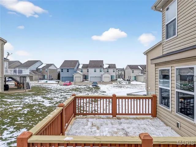 $265,000 | 23 Country Heights Court, Lake St. Louis, MO 63367