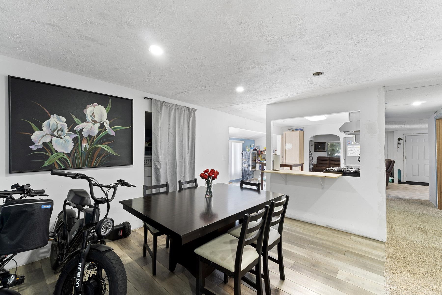 125 North Flora Road Greenacres, WA 99037 - Photo 11 of 32