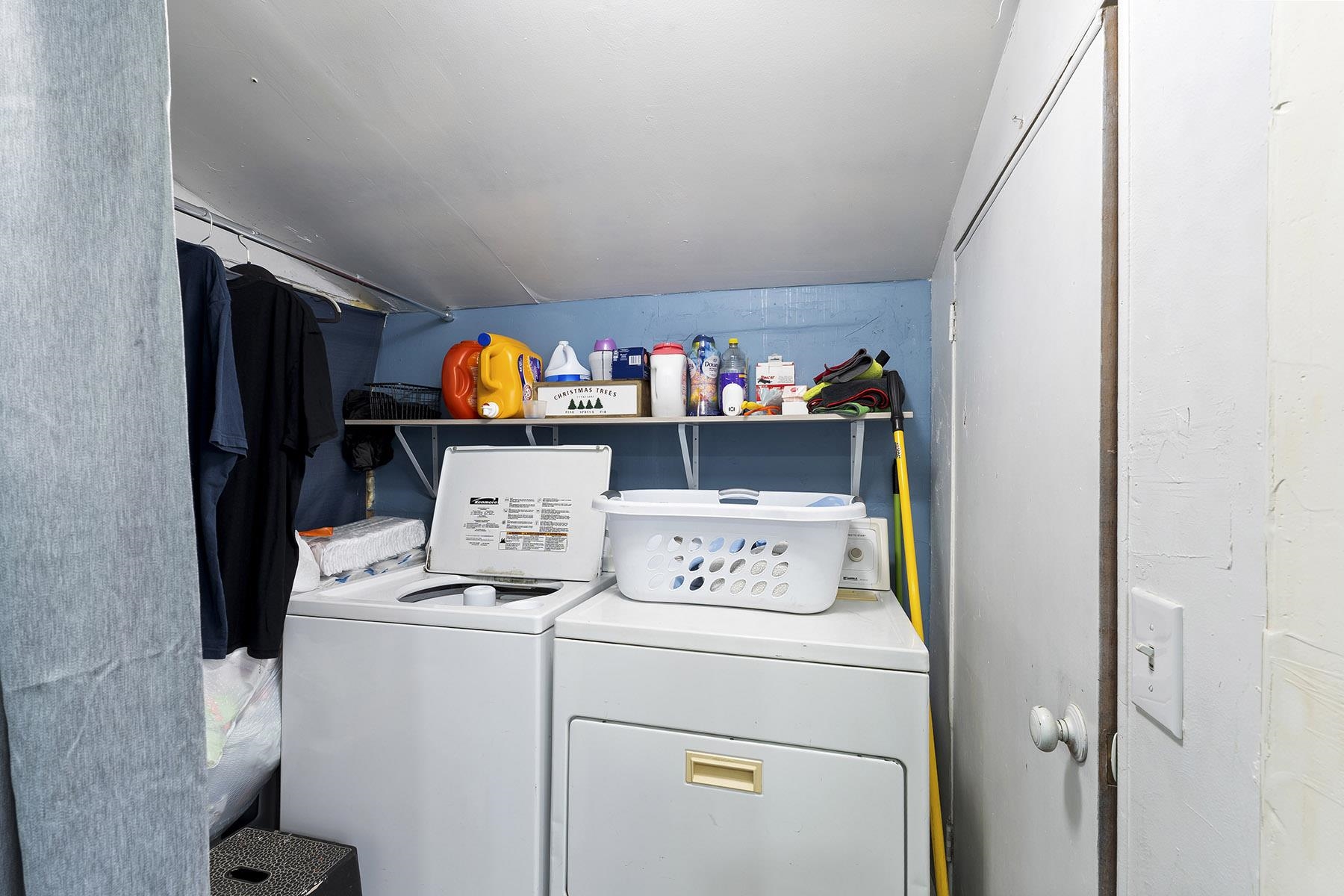 125 North Flora Road Greenacres, WA 99037 - Photo 12 of 32