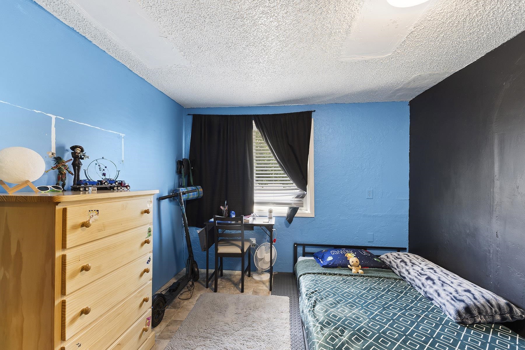 125 North Flora Road Greenacres, WA 99037 - Photo 13 of 32