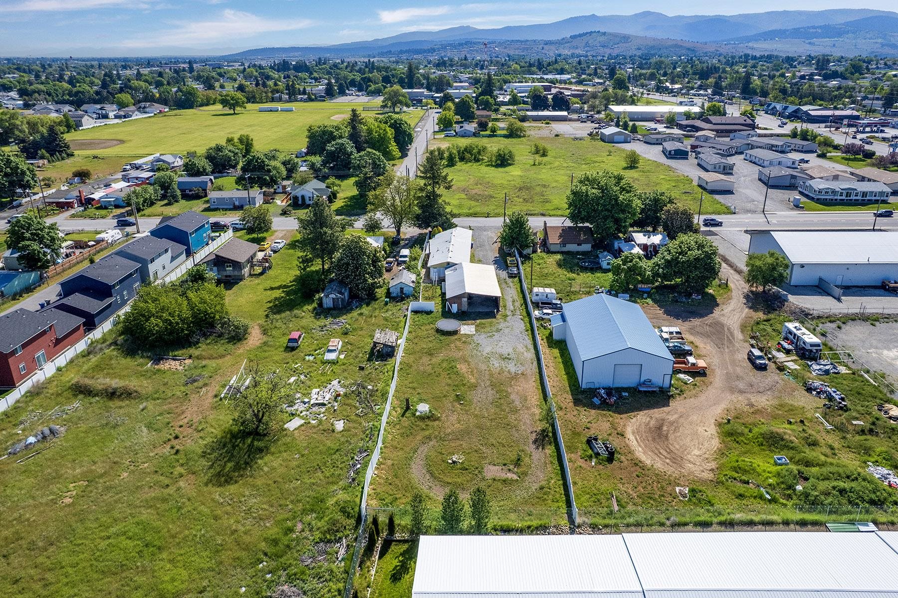 125 North Flora Road Greenacres, WA 99037 - Photo 31 of 32