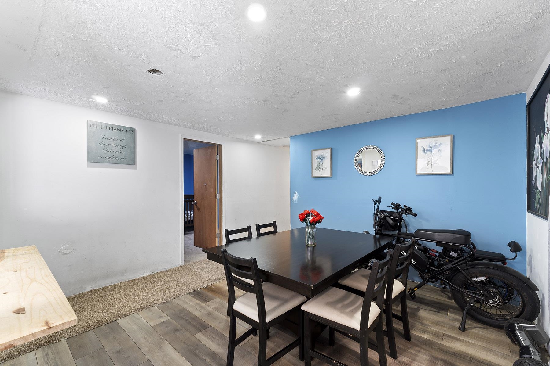 125 North Flora Road Greenacres, WA 99037 - Photo 10 of 32