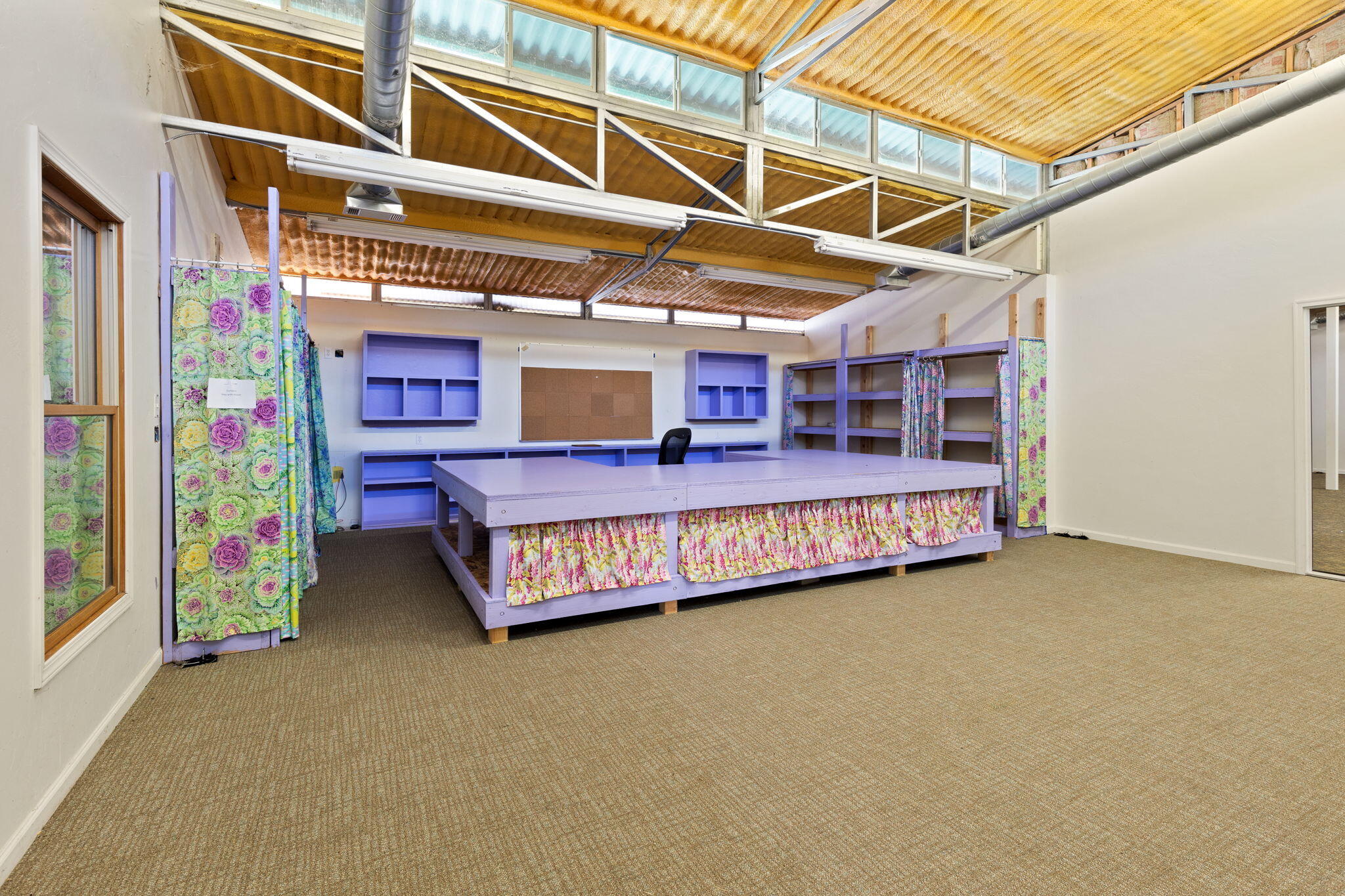 7304 North Applegate Road Grants Pass, OR 97527 - Photo 57 of 87 This room was used as a sewing room