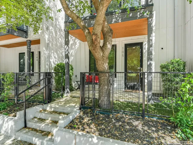 a view of outdoor space and garden