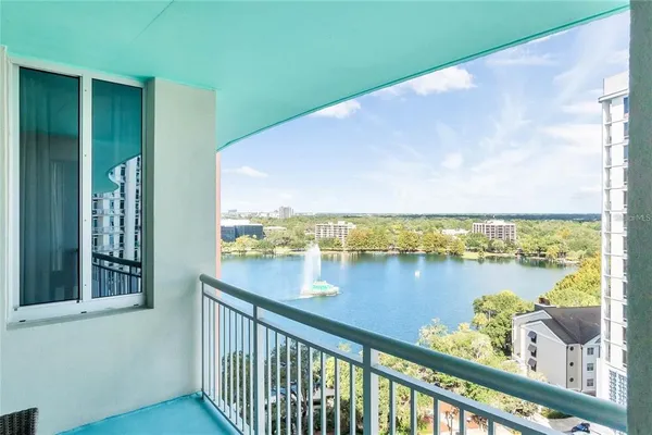 $2,890 | 322 East Central Boulevard, Unit 1413, Orlando, FL 32801