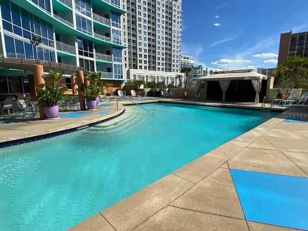 $2,890 | 322 East Central Boulevard, Unit 1413, Orlando, FL 32801