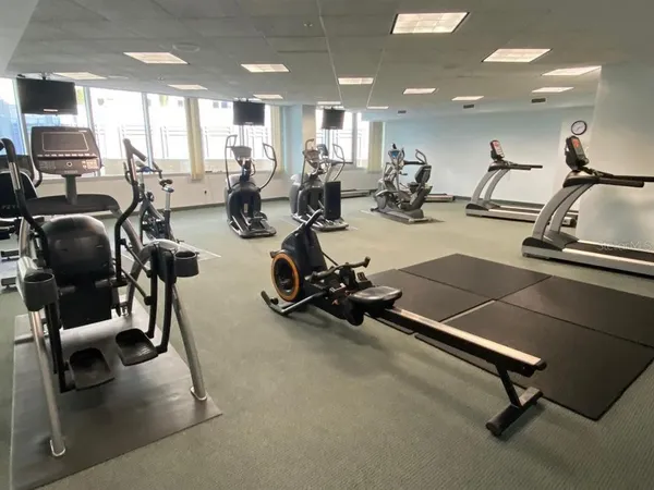 $2,890 | 322 East Central Boulevard, Unit 1413, Orlando, FL 32801