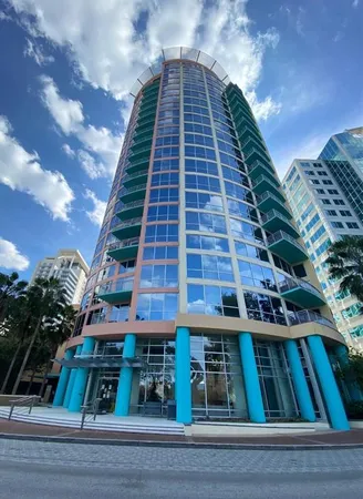 $2,890 | 322 East Central Boulevard, Unit 1413, Orlando, FL 32801