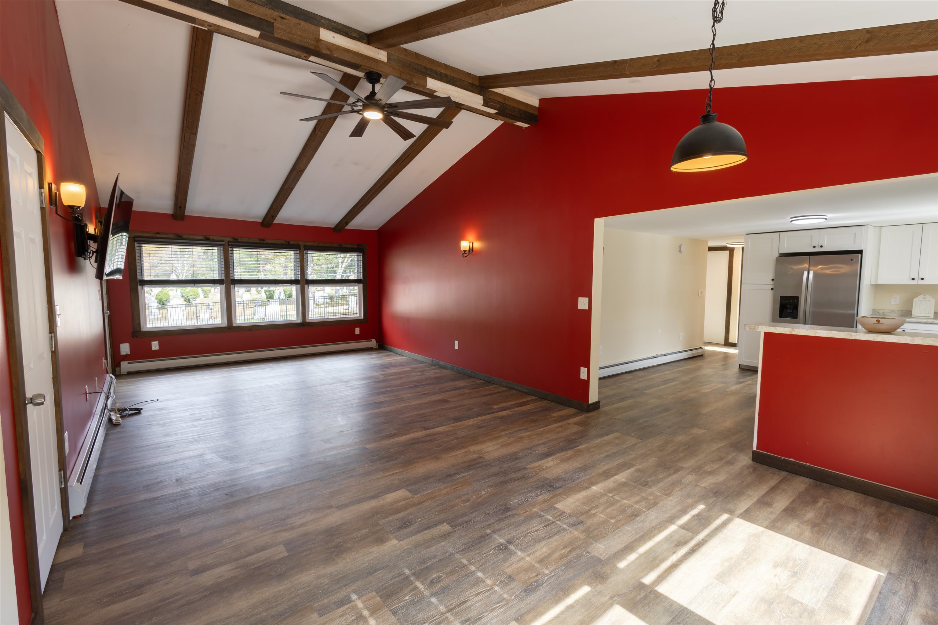 426 Goffstown Road Manchester, NH 03102 - Photo 4 of 55