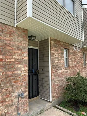 $1,000 | 10704 Roger Drive, Unit D, New Orleans, LA 70127