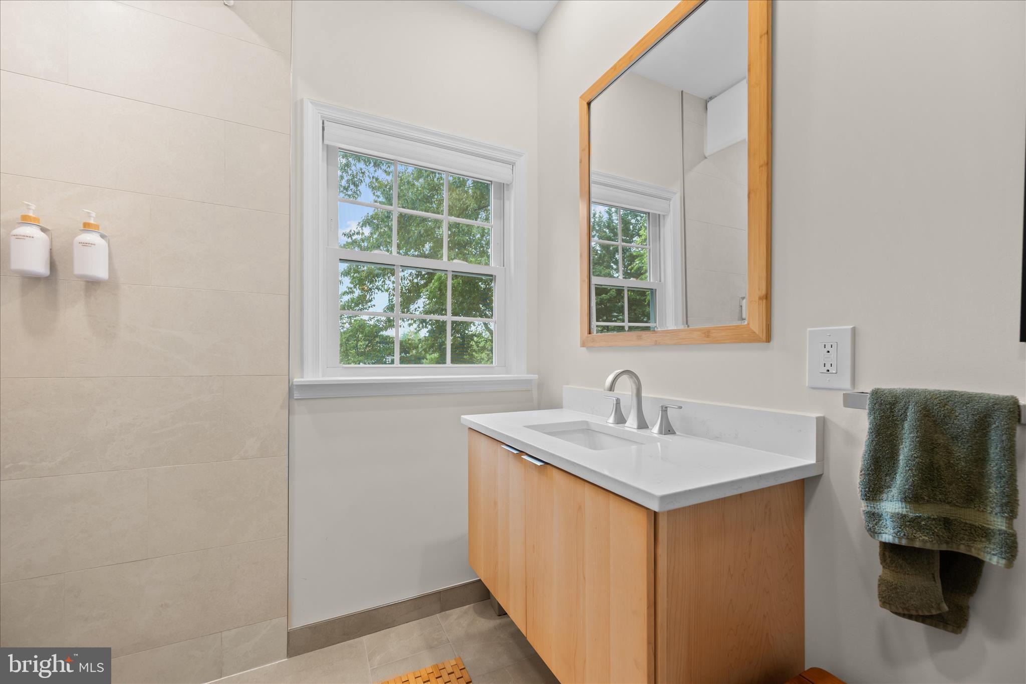 12110 Merricks Court Monrovia, MD 21770 - Photo 29 of 113 Bathroom