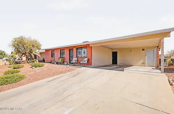 $299,000 | 7533 West Calle Aragon, Tucson, AZ 85757