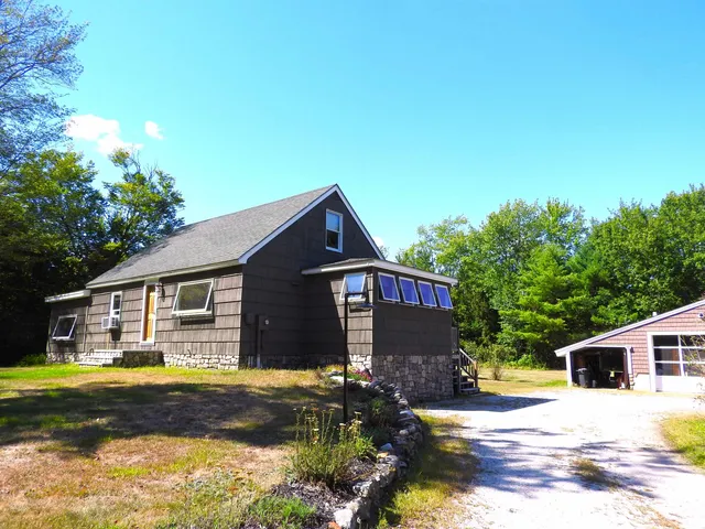 $479,000 | 124 Bog Road, Concord, NH 03303