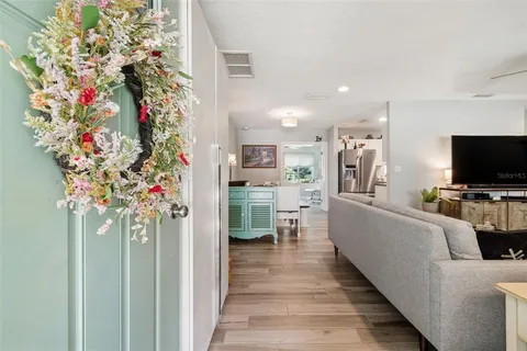 $424,900 | 1207 Kapok Circle, Clearwater, FL 33759