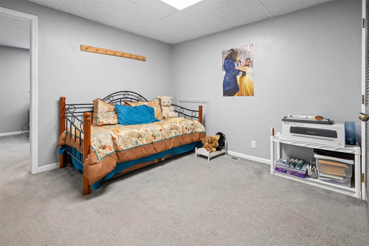 6121 Melbourne Road Raleigh, NC 27603 - Photo 18 of 22 Photo 19