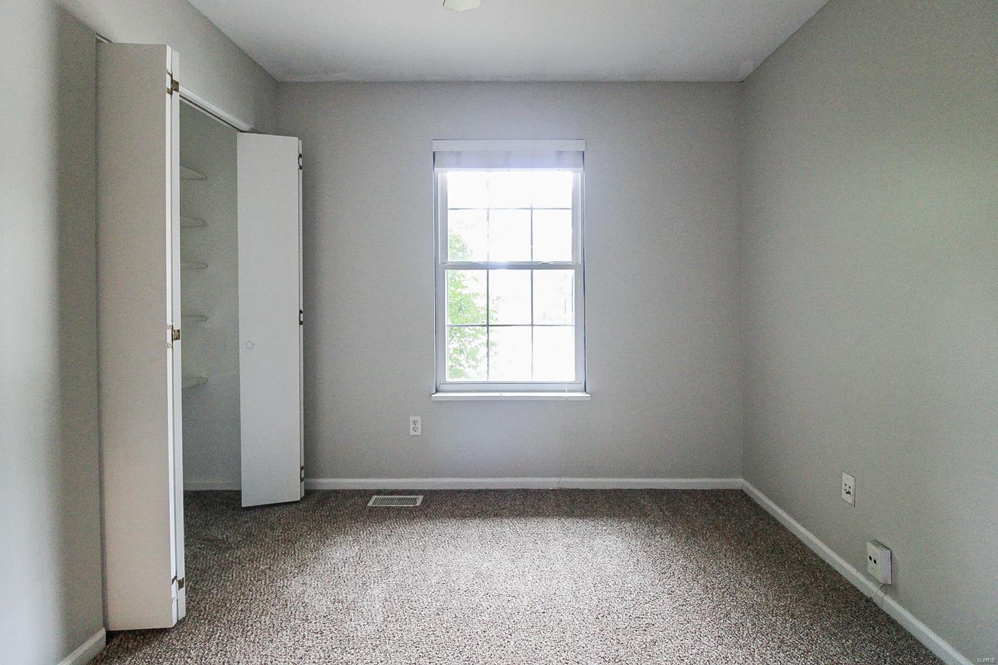 151 Hunters Ridge St. Charles, MO 63301 - Photo 15 of 29