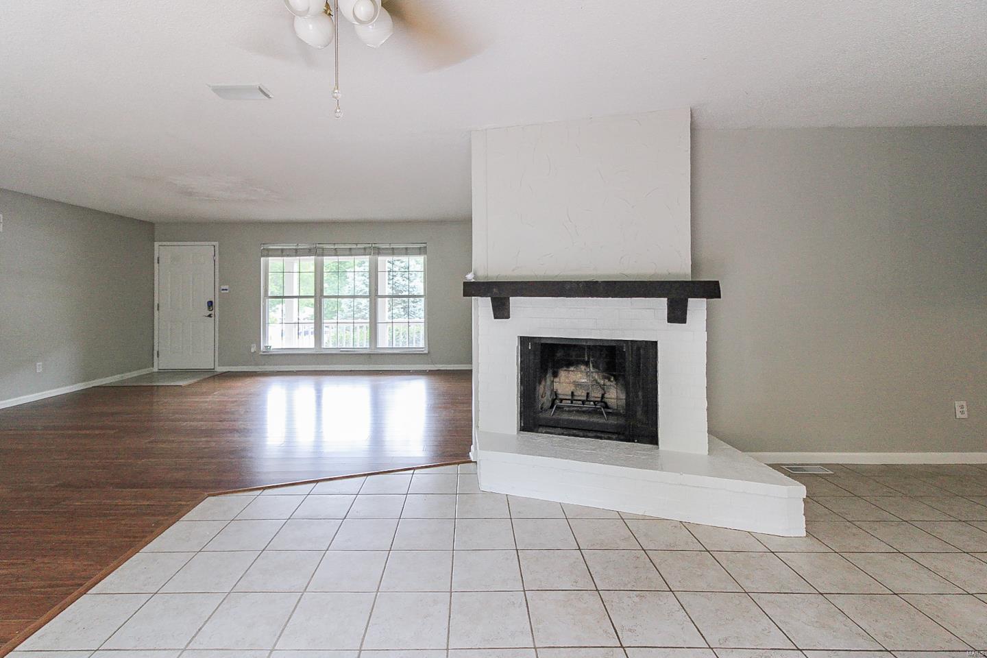 151 Hunters Ridge St. Charles, MO 63301 - Photo 5 of 29